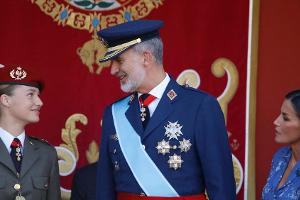 Prinzessin Leonor: Voller Stolz beim spanischen Nationalfeiertag