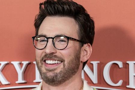 Nach Gerüchten: Chris Evans bestätigt Hochzeit mit Alba Baptista