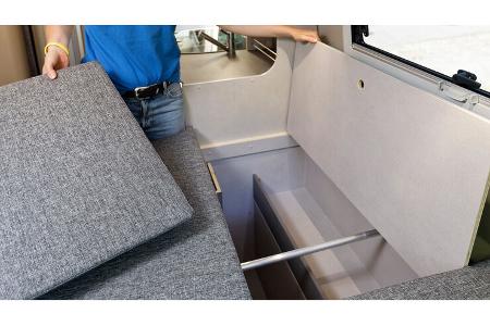 Poessl Summit Shine 600 (2024) f Stauraum