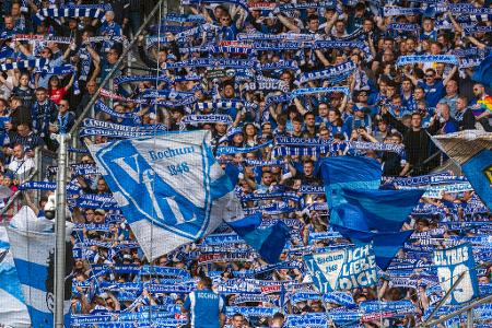 Wo herrscht die beste Stadionstimmung der Liga? - Gesänge, Choreos und jede Menge Support! Gute Stimmung gehört in der Fußball-Bundesliga einfach dazu! Doch wo ist die Atmosphäre am besten? Im Rahmen des 'Bundesliga-Barometers' wurden im Auftrag von SLC Management und der 'Sport Bild' mehrere Tausend Stadiongänger nach der besten Stimmung im Land gefragt. Das Ergebnis der Saison 2022/2023 hält einige Überraschungen parat: