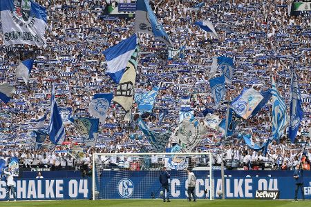 Platz 1: FC Schalke 04 - Veltins-Arena - Gesamtnote 1,14 für die Stimmung/Atmosphäre