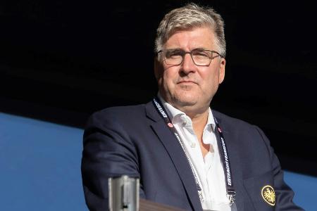 Eintracht-Boss Hellmann fordert teilweise Abschaffung des VAR