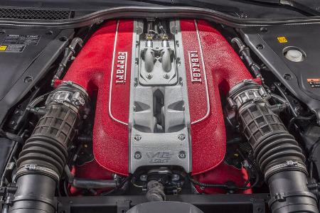 Ferrari 812 Superfast im Fahrbericht, V12, Saugmotor