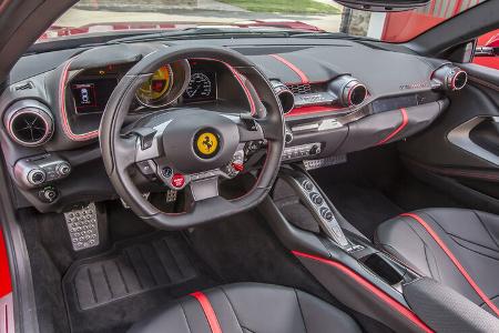 Ferrari 812 Superfast im Fahrbericht, V12, Saugmotor