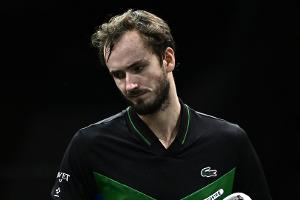 Paris: Zverev kämpft Humbert nieder