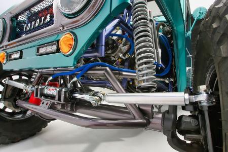 Toyota USA Land Cruiser FJ Bruiser Restomod SEMA 2023