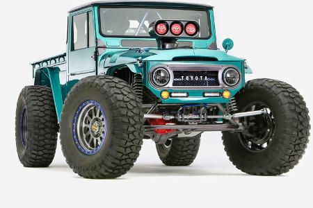 Toyota USA Land Cruiser FJ Bruiser Restomod SEMA 2023