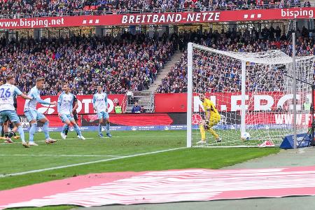 Schalke mit wichtigem Sieg beim FCN