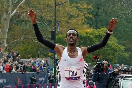 Tola und Obiri gewinnen Marathon in New York - Pfeiffer stark