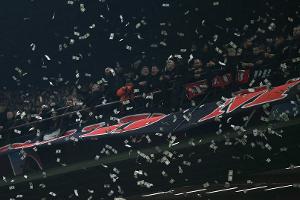 "Dollarumma": PSG-Torwart Donnarumma mit Falschgeld beworfen