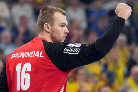 Vertrag verlängert: Torhüter Mrkva bleibt in Kiel