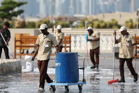 Ein Jahr nach WM-Beginn: Amnesty kritisiert Lage in Katar