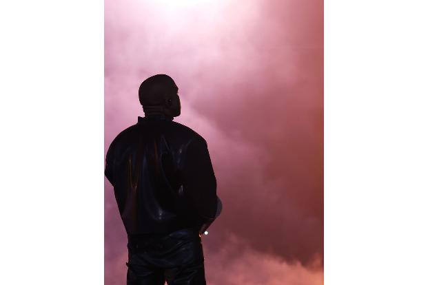 Da Kanye aber nie einfach nur eine Sache für sich machen kann, sprach der Rapper lange von einem Architektur-Zweig seines Labels Yeezy. Das Ziel: 
