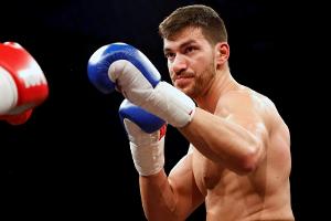 Boxen: Kabayel im Vorprogramm von Joshua und Wilder