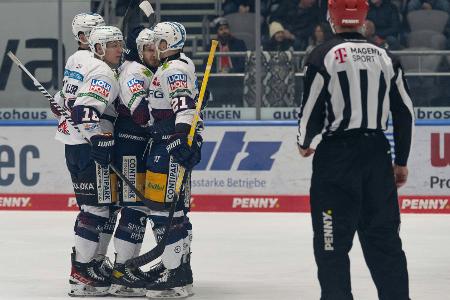 DEL: Eisbären Berlin setzen sich ab