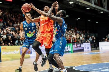 Chemnitz vorerst Tabellenführer der Basketball-Bundesliga