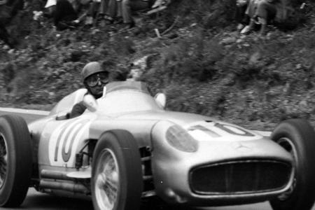 Platz 12: Juan Manuel Fangio - 24 Siege