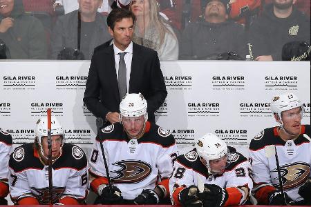 Adler feuern Lundskog und Alavaara - Eakins übernimmt