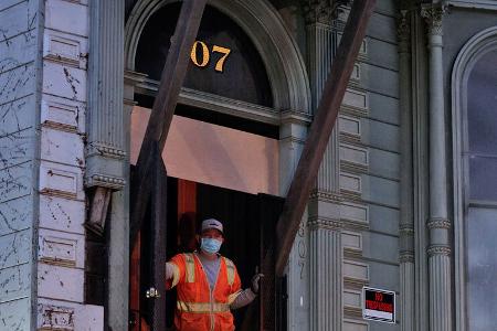 SFChronicleHouseMove