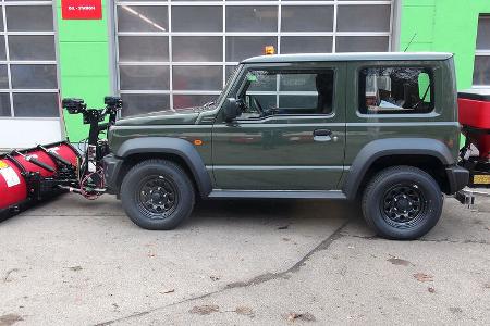 Suzuki Jimny Schneepflug Winterdienst