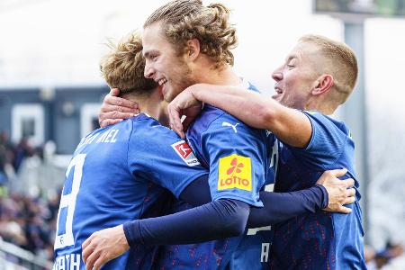 Kiel schiebt sich am HSV vorbei auf Platz zwei