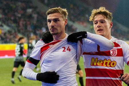 3. Liga: Regensburg widmet Sieg verstorbenem Diawusie