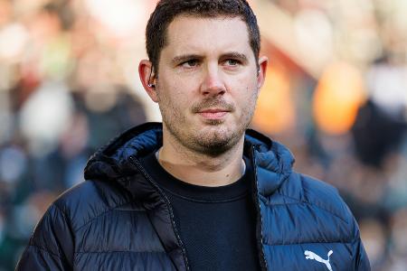 Schmadtke nach XXL-Umbruch bislang 