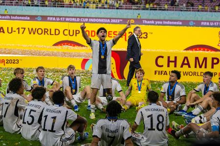 Zweiter WM-Champion nach Podolski: Bergheim feiert Harchaoui