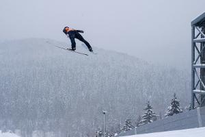 Wellinger Quali-Siebter, Kobayashi kratzt an Uhrmann-Rekord