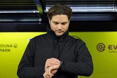 Druck auf Terzic: BVB verliert in Unterzahl Verfolgerduell