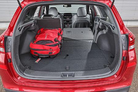 Hyundai i30 Kombi gegen VW Golf Variant, ams 0221 Vergleichstest 