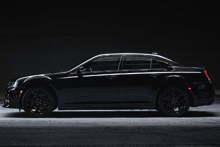 09/2021, 2022 Chrysler 300S