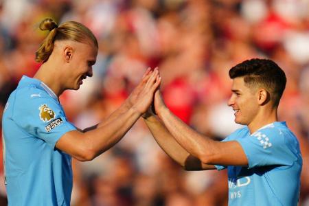 Platz 5 - 18 Tore: Haaland (14) und Álvarez (4) - Manchester City/Premier League