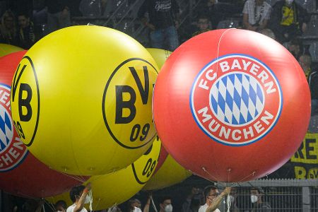 Die beliebtesten Klubs Deutschlands - Der FC Bayern hat den BVB wieder als beliebtester Klub in Deutschland abgelöst. Dies geht aus der Umfrage von SLC Management aus Nürnberg hervor. Bei der Studie wurden neben objektiven Kriterien (Mitgliederzahl, Fanclubs, Stadionauslastung oder Reichweiten im TV und in sozialen Medien) auch subjektive (Image, Attraktivität) bewertet. Die Top 18 zum Durchklicken: