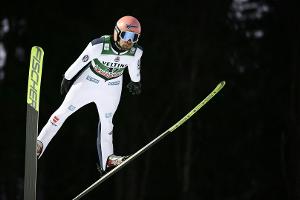 Paschke zur Halbzeit Dritter - Hörl führt vor Geiger