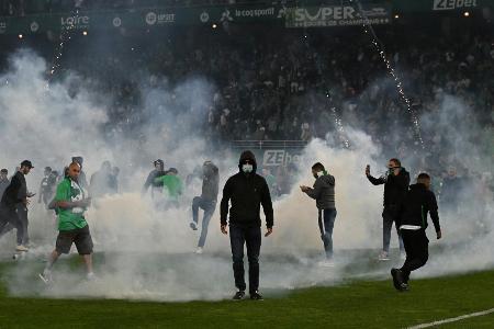 Frankreich: Pläne für mehr Härte gegen Hooligans