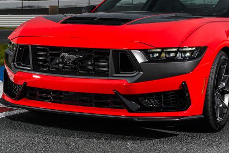 Ford Mustang Dark Horse