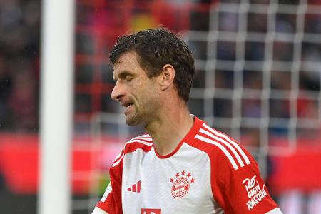 Thomas Müller - Note: 3,0 - Kein Stammspieler mehr und doch weiterhin extrem wichtig für die Mannschaft. Auch fußballerisch noch lange nicht im Karriereende-Modus. Verlängerte daher nochmal für ein Jahr.