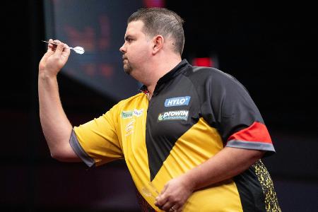 Darts-WM: Clemens startet mit lockerem Sieg