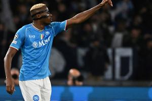 Osimhen verlängert bis 2026 in Neapel