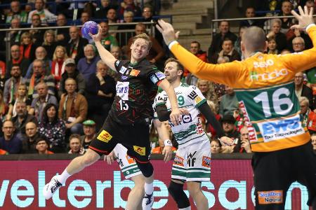 Handball: Magdeburg bleibt Erster - Füchse halten Schritt