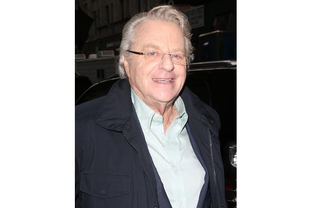 Jerry Springer hatte Talkshows in ein neues Zeitalter geführt — für viele eine fragliche Leistung, denn das Krawall-Format war nicht unumstritten. Der Star starb mit 79 Jahren an Krebs.