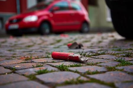 Böller, Rakete, Feuerwerk, Auto, Versicherung