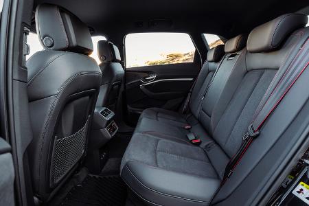 Audi Q8 E-Tron edition Dakar