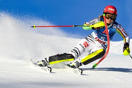 Slalom in Kranjska Gora: Dürr fährt um den Sieg mit