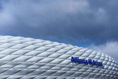 Allianz Arena leuchtet zum Beckenbauer-Gedenken