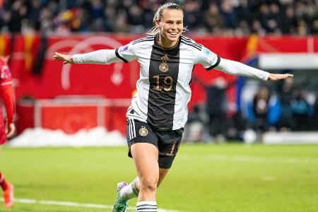 Nationalspielerin des Jahres: Bühl gewinnt Fan-Wahl vor Popp