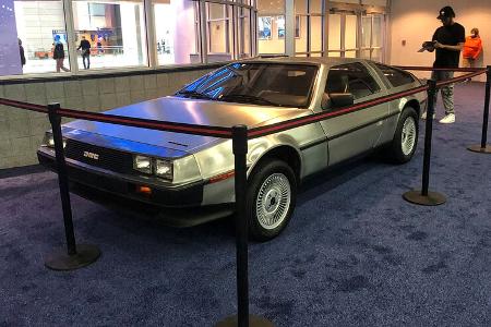 DeLorean DMC-12