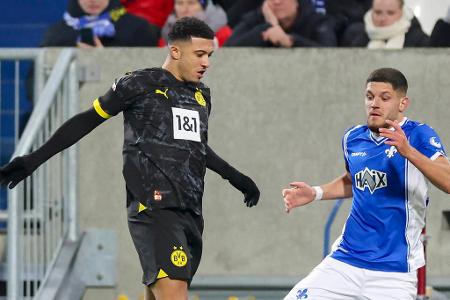 BVB bei Darmstadt 98: Noten und Einzelkritik - Für Borussia Dortmund startete am Samstagabend das Pflichtspieljahr bei Darmstadt 98. Gegen den Underdog tat sich die Terzic-Elf spielerisch enorm schwer, wenige gute Aktionen reichten allerdings für einen 3:0-Sieg. Alle BVB-Stars in der Einzelkritik: