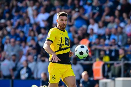 MITTELFELD: Salih Özcan - Note: 4,5 - Hatte im Zentrum gegen forsche Darmstädter durchaus seine Mühen und leistete sich in Summe zu viele Fouls. Blieb auch mit Ball eine klare Linie schuldig.